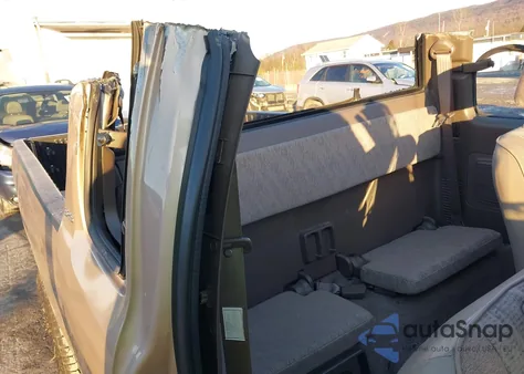 1999 Toyota Tacoma Prerunner из США, поврежденный, VIN 4TASM92N3XZ571963